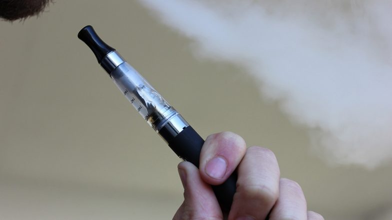 在印度禁止的电子香烟：FM Nirmala Sitharaman宣布禁止销售Vaping和E-Hookah