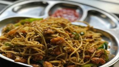 What’s The Difference Between Noodles and Chow Mein?