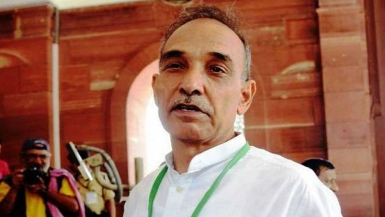 Union MoS Satya Pal Singh at it Again: 'Dream of India Where President Takes Oath on Vedas'