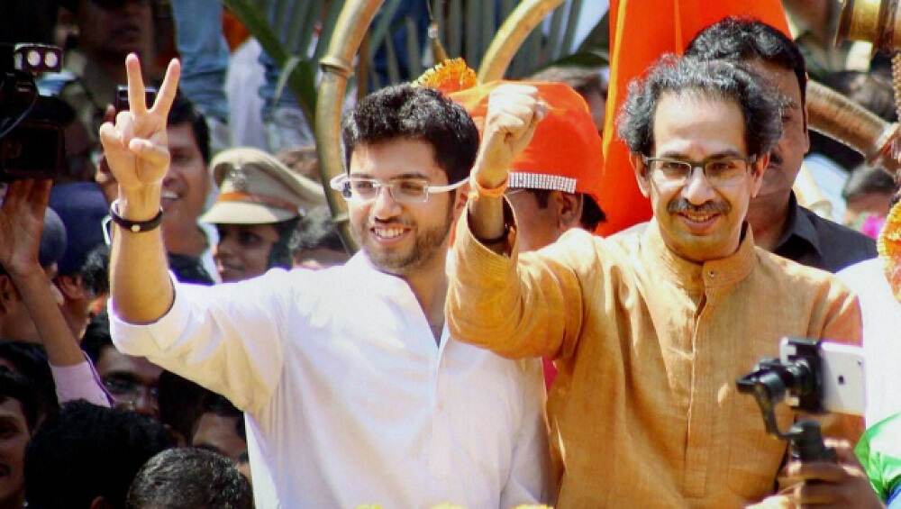 Maharashtra Government Formation: All Shiv Sena MLAs lodged at Hotel Rangsharda in Mumbai Maharashtra Government Formation: All Shiv Sena MLAs lodged at Hotel Rangsharda in Mumbai