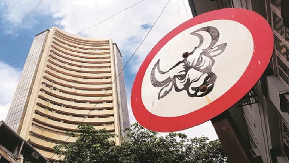 Sensex Jumps 1,075 Points as Heavy Buying Continues After Corporate Tax Cut Sensex Jumps 1,075 Points as Heavy Buying Continues After Corporate Tax Cut