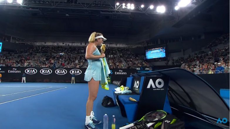 Australian Open 2018 Controversy: Coco Vandeweghe Shouts F***ING B***H to Opponent Timea Babos Over Bananas!