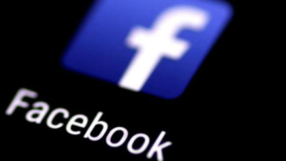 Officials Push Facebook for Way to Peek at Encrypted Messages Officials Push Facebook for Way to Peek at Encrypted Messages