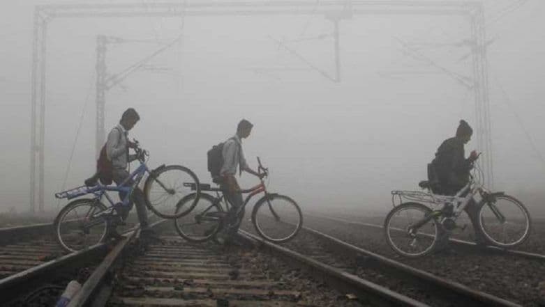 Delhi Winters: 14 Trains Delayed Due To Fog, Minimum Temperature ...