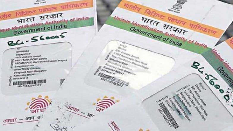 Aadhaar Linking with Social Media Accounts: Explain Any Plan to Link Facebook, WhatsApp with UIDAI, Supreme Court Tells Government Aadhaar Linking with Social Media Accounts: Explain Any Plan to Link Facebook, WhatsApp with UIDAI, Supreme Court Tells Government