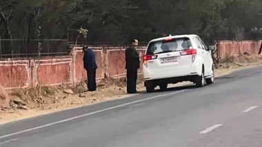 Rajasthan Minister Kalicharan Saraf Caught on Cam Urinating on Jaipur's Wall, Opposition Demands Apology