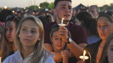 US President Donald Trump Visits Florida Shooting Survivors, FBI Admits it Missed Tip