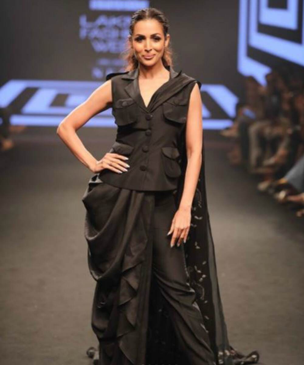 Malaika Arora Khan in a black fusion outfit for the Label De Belle Malaika Arora Khan in a black fusion outfit for the Label De Belle