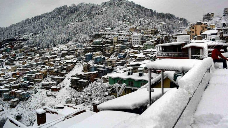 Snowfall Covers Himachal Pradesh, Jammu & Kashmir And Uttarakhand, Temperature, Traffic Snarls Reported 