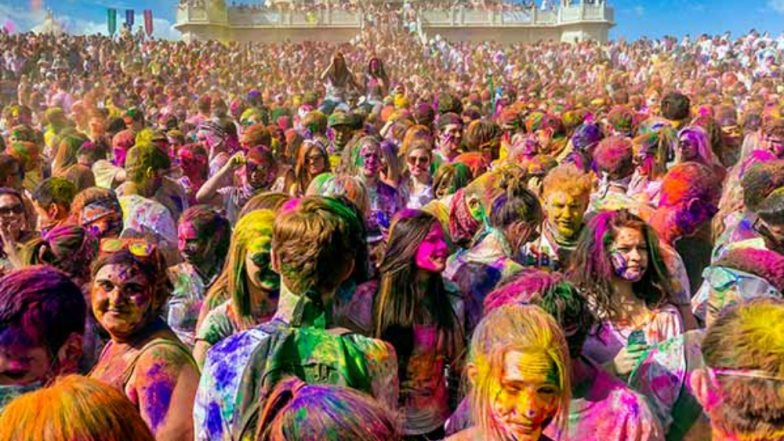 Holi Hooliganism: Over 9,300 People Booked in Delhi for Traffic Violations During Festival of Colours