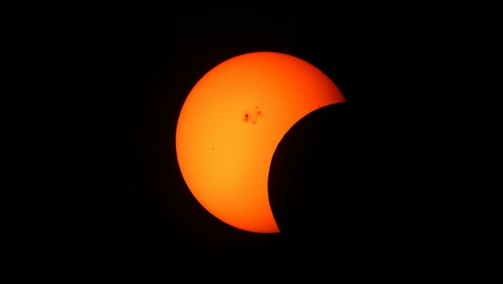 Mumbaikars Not Able to See Solar Eclipse 2019 as Clouds Cover City Skies Mumbaikars Not Able to See Solar Eclipse 2019 as Clouds Cover City Skies