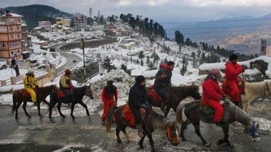 Jammu and Kashmir, Himachal Pradesh and Uttarakhand Witness Heavy Snowfall, Mercury Dips, Avalanche Warning Issued