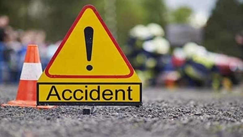 Gujarat: Eight Killed in Deadly Road Accident Involving a Van and Tanker in Anand District's Anklav area