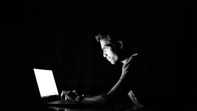 Mumbai Man Spends 1.41 Million US Dollars on UK Websites, SBI Card With 200 USD Limit Exhausted