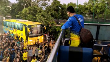 Emotional MS Dhoni Video: Watch CSK Captain Reduced to Tears Before Teammate Suresh Raina Comes To Rescue