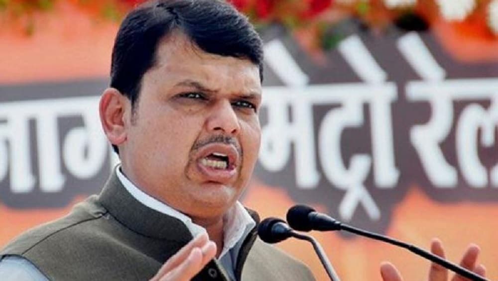 Devendra Fadnavis Slams Maharashtra CM Uddhav Thackeray’s Decision on Aarey Metro Car Shed, Says ‘Ultimate Sufferer Is Mumbaikar Only’ Devendra Fadnavis Slams Maharashtra CM Uddhav Thackeray’s Decision on Aarey Metro Car Shed, Says ‘Ultimate Sufferer Is Mumbaikar Only’