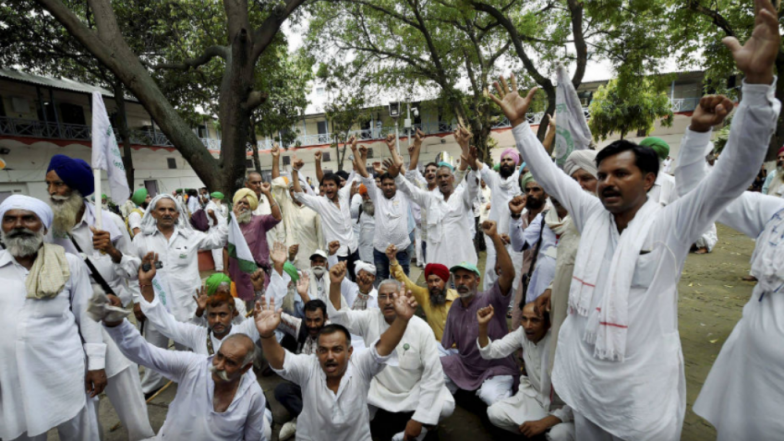 Nashik to Mumbai Farmers’ March: About 25,000 Farmers Join ‘180-km-Long March’ Demanding Complete Loan Waiver