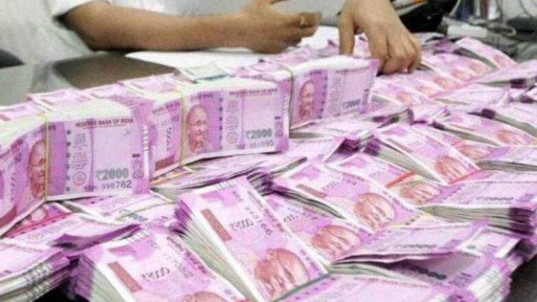 Tamil Nadu: Income Tax Department Raids on Coaching Centres, Seizes Rs 150 Crore Black Money Tamil Nadu: Income Tax Department Raids on Coaching Centres, Seizes Rs 150 Crore Black Money