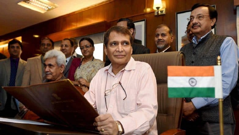 Jet Airways Crisis: Civil Aviation Minister Suresh Prabhu Asks Secretary to Review Airline Issue Jet Airways Crisis: Civil Aviation Minister Suresh Prabhu Asks Secretary to Review Airline Issue