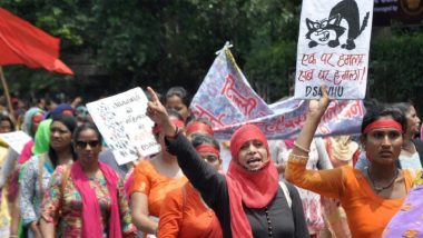 7th Pay Commission: 2.07 Lakh Anganwadi Workers in Maharashtra Demand Wage Revision Vis-a-Vis Salary of Govt Employees