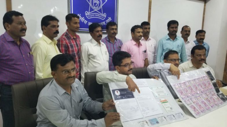 Mimicry Artist Calls Thane Corporator Claiming To Be Maharashtra CM Devendra Fadnavis, Arrested For Asking Rs 10 Crore Bribe