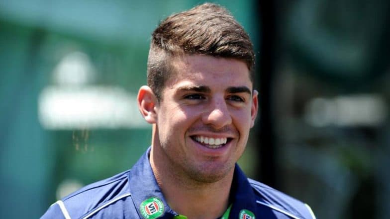Moises Henriques Tweets The Australian Team was Aware of Cameron Bancroft Tampering the ball