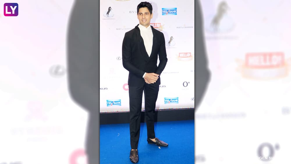 Sidharth Malhotra bagged Most Stylish Man of the Year Award Sidharth Malhotra bagged Most Stylish Man of the Year Award