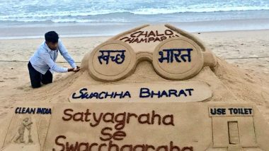 Champaran Satyagraha: Artist Sudarsan Pattnaik Engraves ‘Chalo Champaran’ And ‘Satyagraha Se Swachhagraha’ on Sand: See Pics