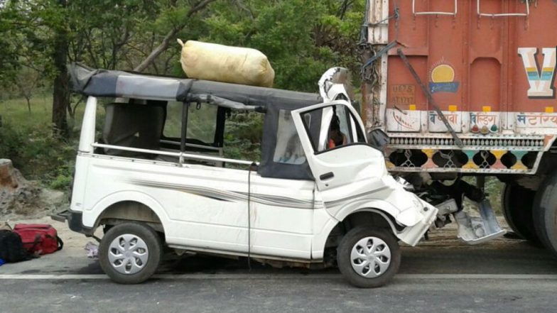 Uttar Pradesh: Nine Dead After Vehicle Rams Into a Parked Truck in Lakhimpur Kheri