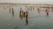 Akshaya Tritiya 2018 Celebrations: Devotees Take Holy Dip in Triveni Sangam in Allahabad