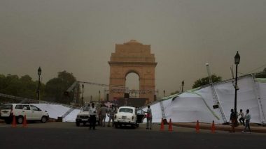 Dust Storm Hits Delhi: Strong Winds in NCR, Rains Likely Today; Several Flights Delayed