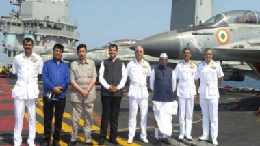 Maharashtra CM Devendra Fadnavis Visited Indian Naval Warships, Witnesses Naval Exercises in Arabian Sea