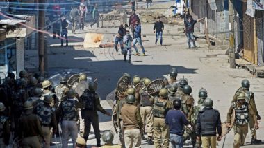 J&K: 5 Civilians Die in Clashes Which Erupt in South Kashmir After Forces Gundown 5 Militants in Shopian