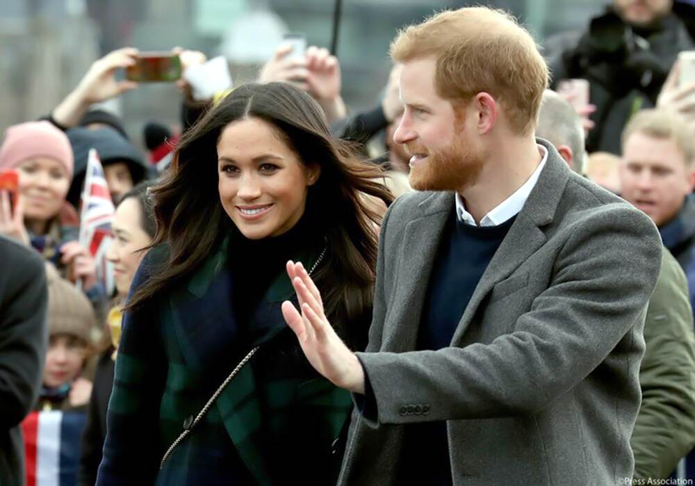 Prince Charming and His Fiancee Just Know How to Grab Everyone's Attention! Prince Charming and His Fiancee Just Know How to Grab Everyone's Attention!