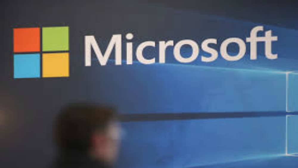 Microsoft's 15-inch Surface Laptop 3 Likely To Be Launched on Soon: Report Microsoft's 15-inch Surface Laptop 3 Likely To Be Launched on Soon: Report