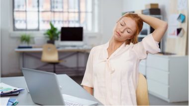Desk-ercise at Office! How to Lose Weight with These Smart Easy-to-Do Exercises at Work