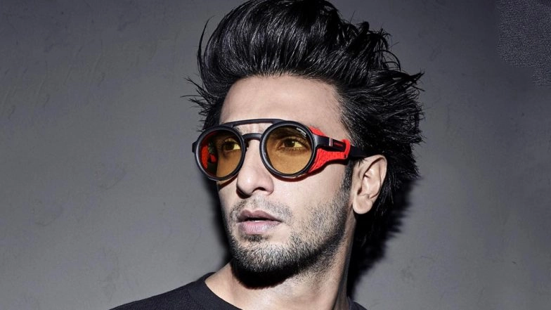 Ranveer Singh 35th Birthday: Actor’s Fans Donate Computers in Indore Village School on the Occasion