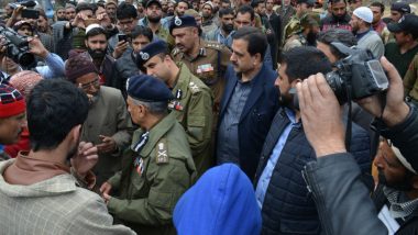 Hizbul Mujahideen Releases 14 Family Members Of Jammu And Kashmir Police Including Three Policemen