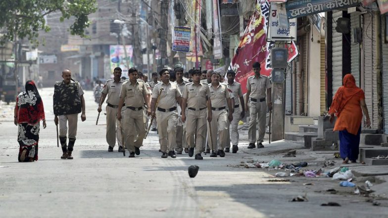 West Bengal: Section 144 Imposed, Internet Snapped in Parts of North 24 Parganas After Communal Clash, 1 Shopkeeper Killed