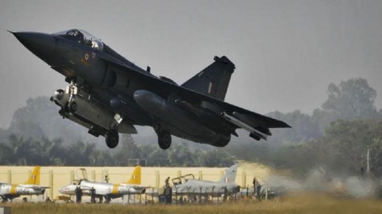 Boeing, HAL & Mahindra Defence Systems to Manufacture Super Hornet F/A 18 in India: Make In India Shine at DefExpo 2018