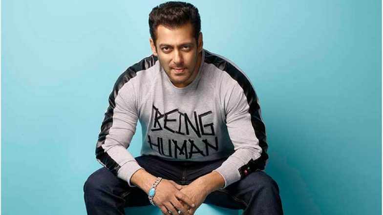 Salman Khan Thinks, Only Anil Kapoor Can Replace Amitabh Bachchan