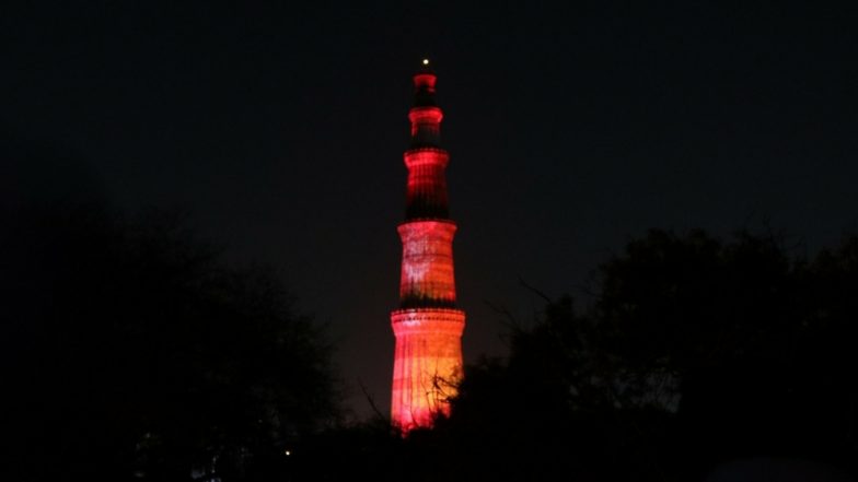 World Haemophilia Day 2018: Qutub Minar Lights Up in Red, Breathtaking Pics of The Monument