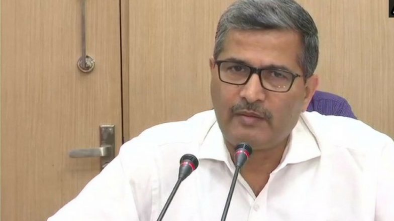 Railway Board Chairman Says No Full Proof Method Available Against Negligence! Forgets Ministry's Promise to Eradicate Unmanned Level Crossings?