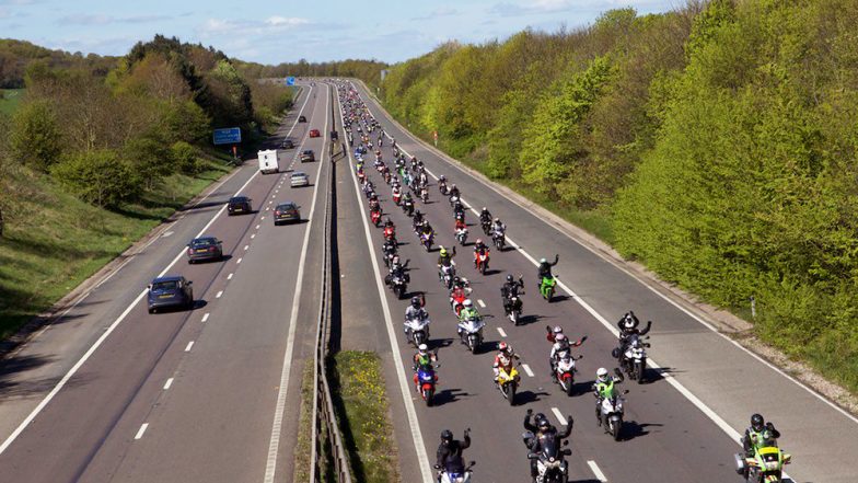 Nearly 1000 bikes Per Km Ride on Mumbai Roads! Worried Maharashtra State to Create Road Safety Campaigns