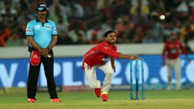 IPL 2018: Manoj Tiwary’s Bowling Action Against SRH Evokes Hilarious Responses From Twitterati