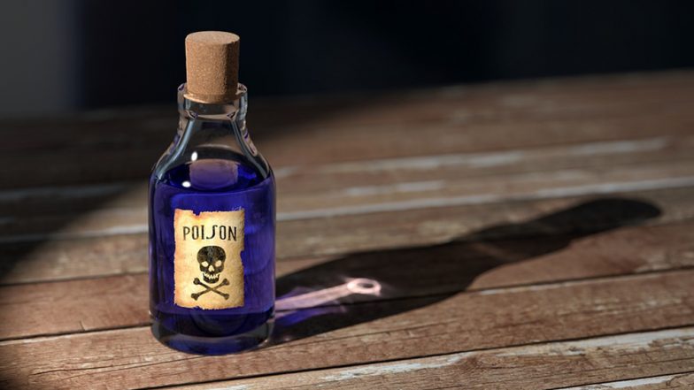 Uttar Pradesh Shocker: 14-Year-Old Girl Consumes Poison After 'Torture' During Questioning in Police Station, UP Cop Suspended