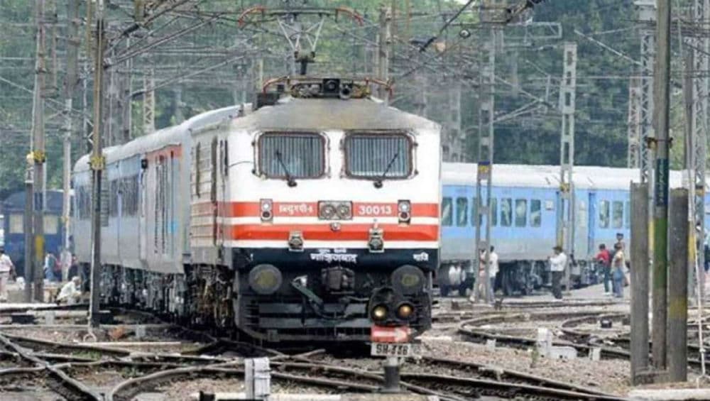 Indian Railways Grants 50% Concession on Train Fares For 643rd Birth Anniversary of Guru Ravidas Indian Railways Grants 50% Concession on Train Fares For 643rd Birth Anniversary of Guru Ravidas