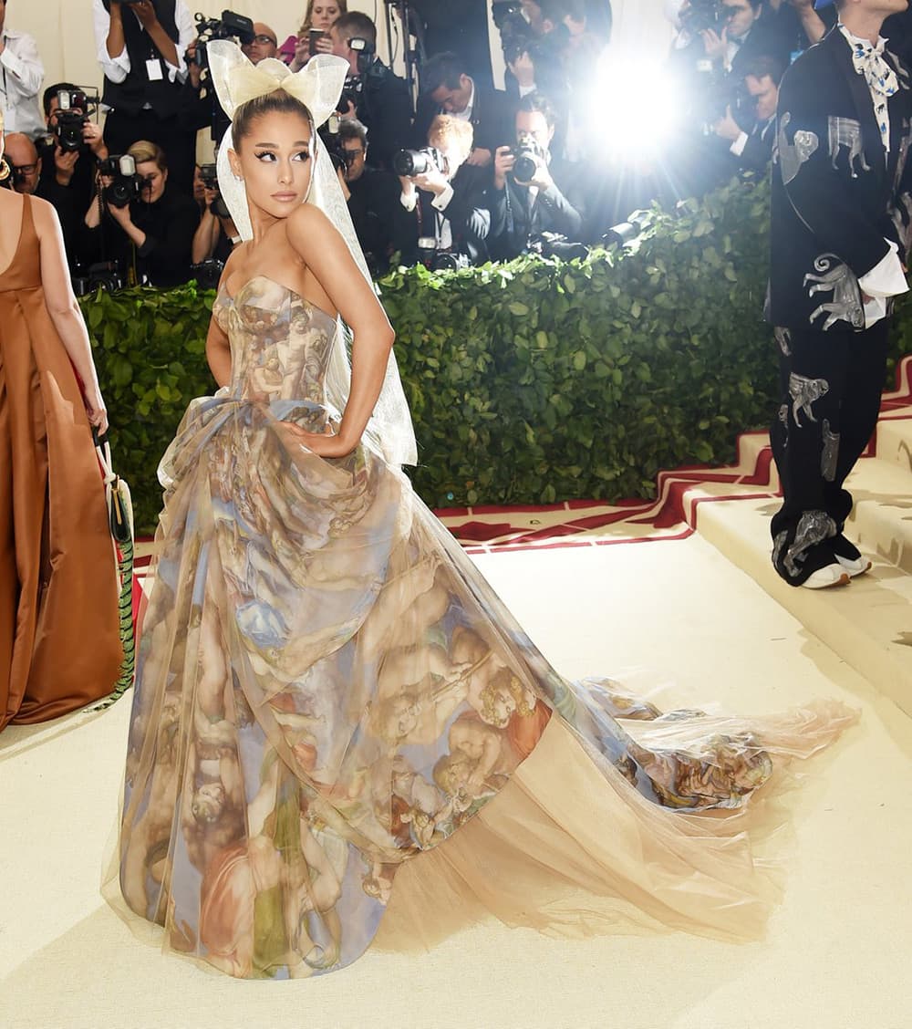 Ariana Grande wore a Sistine Chapel fresco. Ariana Grande wore a Sistine Chapel fresco.