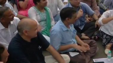 Delhi CM Arvind Kejriwal, Manish Sisodia, AAP MLAs Sit in Protest Outside LG's Office over CCTV Row