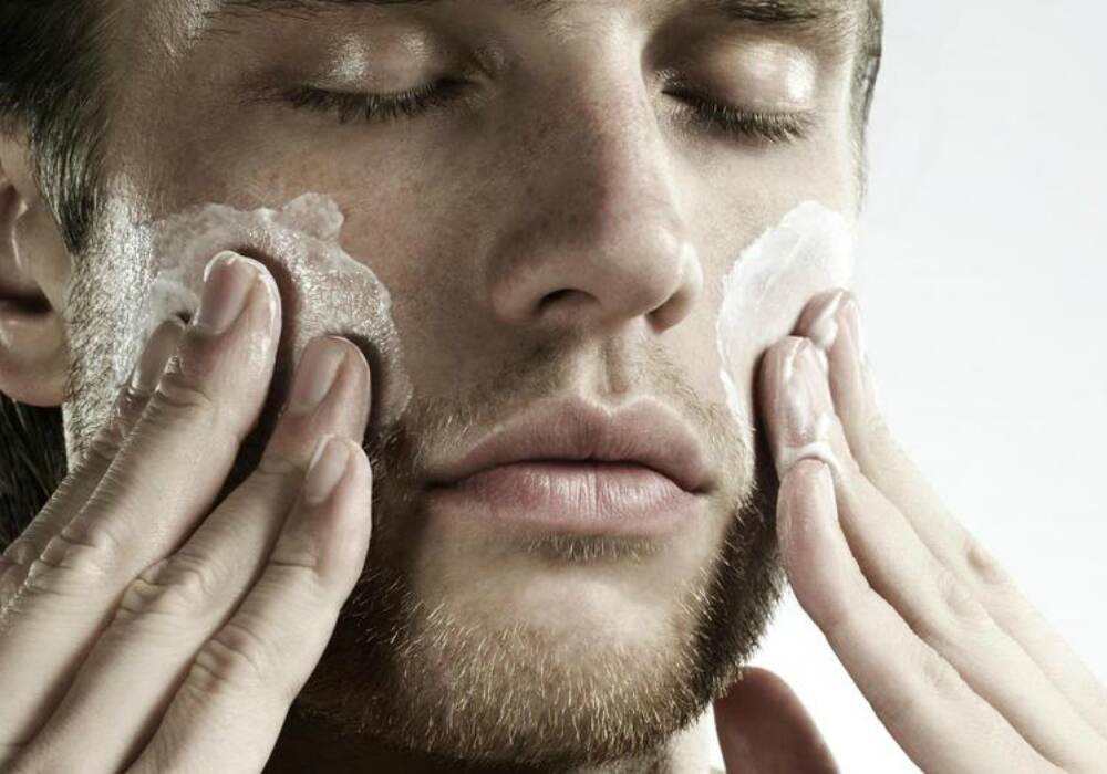 One of the most important parts of any skincare routine, exfoliation will help to remove any oil, grease or dirt build up that inevitably comes with warmer, muggier days. One of the most important parts of any skincare routine, exfoliation will help to remove any oil, grease or dirt build up that inevitably comes with warmer, muggier days.